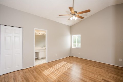 Villa ou maison à louer à Tampa, Floride: 3 chambres, 146.04 m2 № 2112968 - photo 12