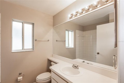Villa ou maison à louer à Tampa, Floride: 3 chambres, 146.04 m2 № 2112968 - photo 9