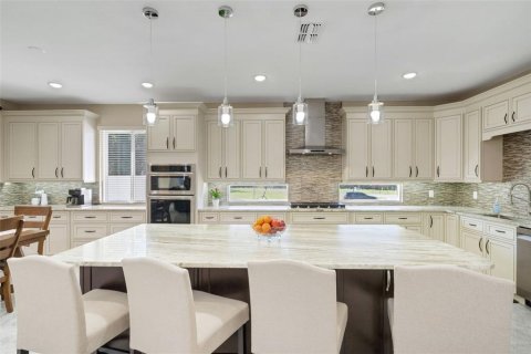 Casa en venta en Lakeland, Florida, 5 dormitorios, 348.57 m2 № 2237074 - foto 13