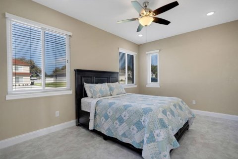 Casa en venta en Lakeland, Florida, 5 dormitorios, 348.57 m2 № 2237074 - foto 27