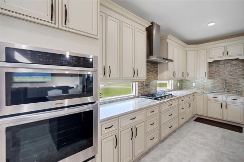 Casa en venta en Lakeland, Florida, 5 dormitorios, 348.57 m2 № 2237074 - foto 19