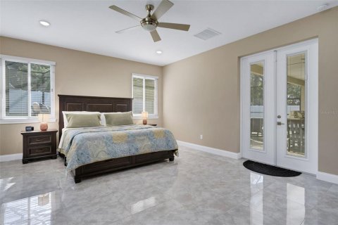 Casa en venta en Lakeland, Florida, 5 dormitorios, 348.57 m2 № 2237074 - foto 23