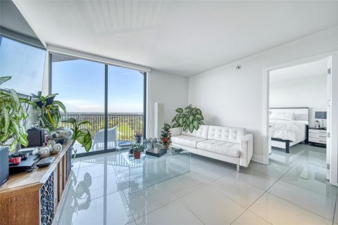 Condo à Doral, Floride, 2 chambres  № 2016162