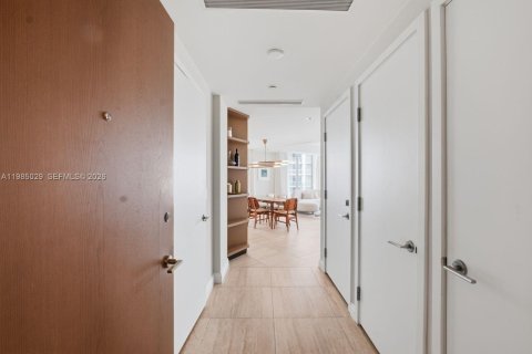 Condominio en venta en Fort Lauderdale, Florida, 2 dormitorios, 159.88 m2 № 2055397 - foto 12