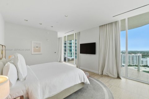 Condominio en venta en Fort Lauderdale, Florida, 2 dormitorios, 159.88 m2 № 2055397 - foto 29