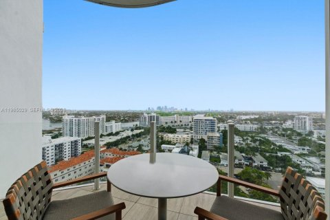 Condominio en venta en Fort Lauderdale, Florida, 2 dormitorios, 159.88 m2 № 2055397 - foto 11