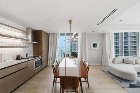 Condominio en venta en Fort Lauderdale, Florida, 2 dormitorios, 159.88 m2 № 2055397 - foto 14