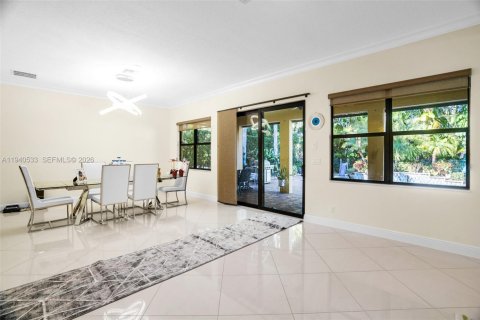 Casa en venta en Boca Raton, Florida, 5 dormitorios, 386.47 m2 № 1997712 - foto 13