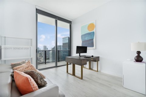 Condominio en alquiler en Miami, Florida, 3 dormitorios, 139.35 m2 № 2009616 - foto 9