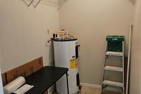 Condominio en alquiler en Venice, Florida, 1 dormitorio, 64.66 m2 № 1885095 - foto 6