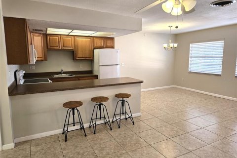 Condominio en alquiler en Venice, Florida, 1 dormitorio, 64.66 m2 № 1885095 - foto 14