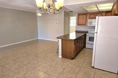 Condominio en alquiler en Venice, Florida, 1 dormitorio, 64.66 m2 № 1885095 - foto 18