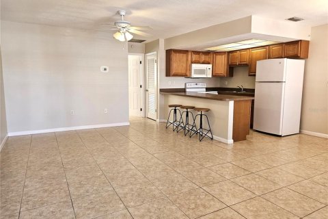 Condominio en alquiler en Venice, Florida, 1 dormitorio, 64.66 m2 № 1885095 - foto 11