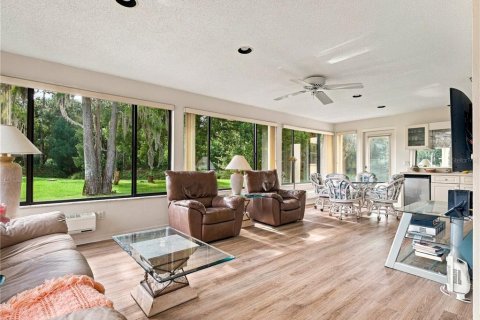 Villa ou maison à vendre à New Smyrna Beach, Floride: 3 chambres, 199.74 m2 № 2404992 - photo 24