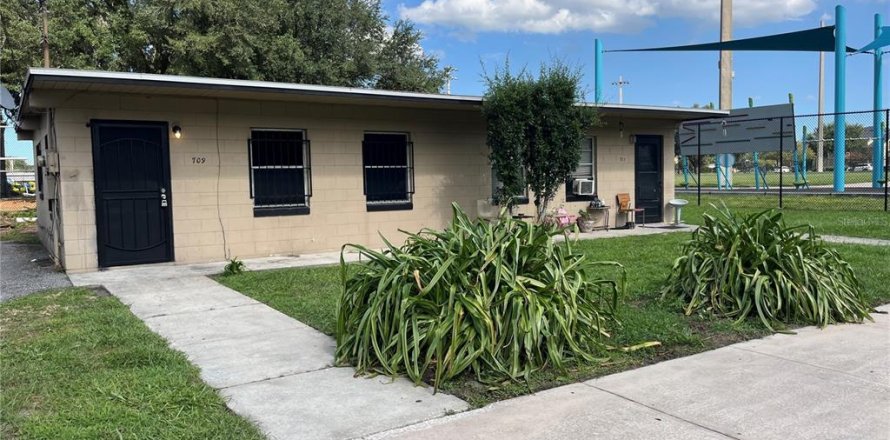 Apartment in Orlando, Florida 2 bedrooms, 51.93 sq.m. № 2221299