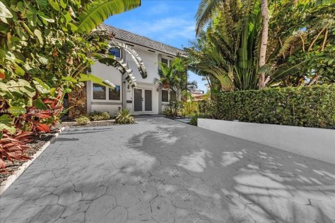 Villa ou maison à louer à Hollywood, Floride: 4 chambres, 195.09 m2 № 1982301 - photo 3