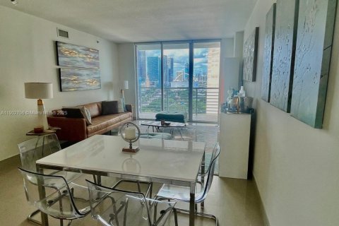 Copropriété à vendre à Miami, Floride: 2 chambres, 102.66 m2 № 2012815 - photo 8