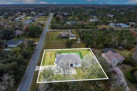 House in Orlando, Florida 4 bedrooms, 237.74 sq.m. № 2208857 - photo 28