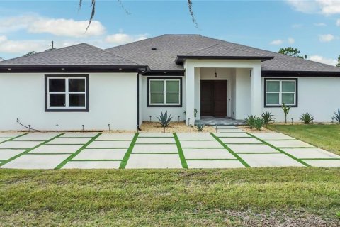 House in Orlando, Florida 4 bedrooms, 237.74 sq.m. № 2208857