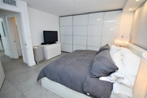 Appartement à louer à Miami, Floride: 1 chambre, 765.61 m2 № 1991429 - photo 19