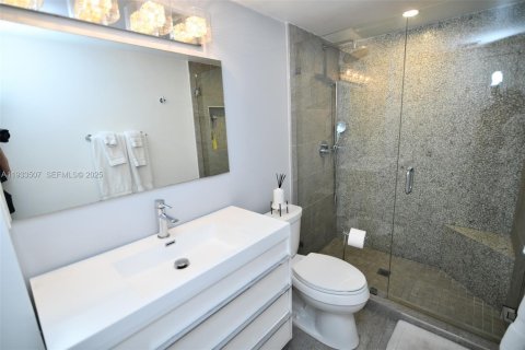Appartement à louer à Miami, Floride: 1 chambre, 765.61 m2 № 1991429 - photo 22