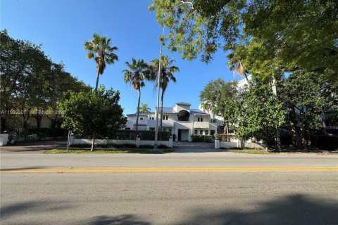 Appartement à louer à Miami, Floride: 1 chambre, 765.61 m2 № 1991429 - photo 28
