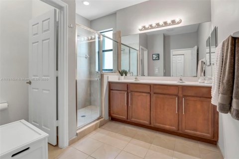 Touwnhouse à vendre à Doral, Floride: 4 chambres, 179.77 m2 № 1698829 - photo 16