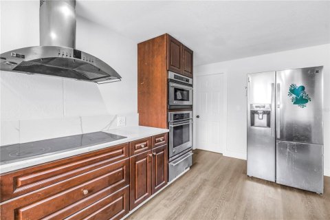 Villa ou maison à vendre à Saint Petersburg, Floride: 5 chambres, 237.64 m2 № 2123628 - photo 13