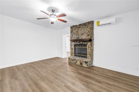 Villa ou maison à vendre à Saint Petersburg, Floride: 5 chambres, 237.64 m2 № 2123628 - photo 6