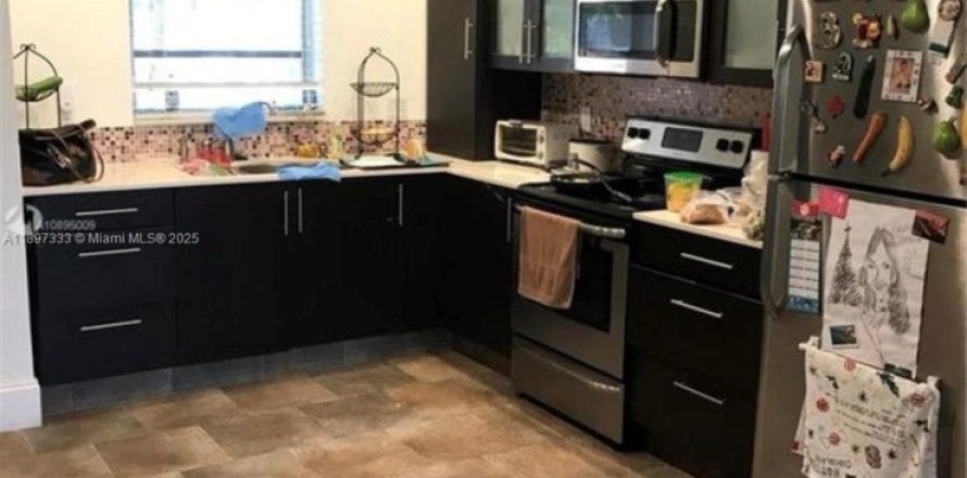 Condo à Miami, Floride, 2 chambres  № 1952849