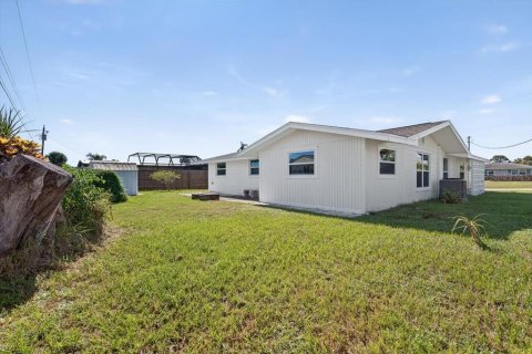 House in Englewood, Florida 3 bedrooms, 157.47 sq.m. № 1909552 - photo 28