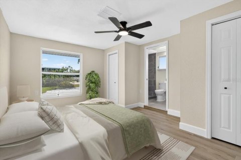 House in Englewood, Florida 3 bedrooms, 157.47 sq.m. № 1909552 - photo 14