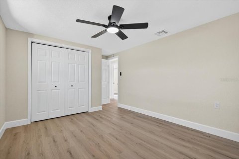 House in Englewood, Florida 3 bedrooms, 157.47 sq.m. № 1909552 - photo 27