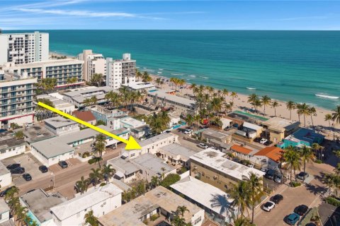 Immobilier commercial à vendre à Hollywood, Floride № 2007603 - photo 3