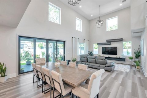Casa en venta en Clearwater, Florida, 4 dormitorios, 233.93 m2 № 1614647 - foto 13