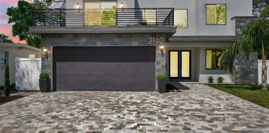 Casa en Clearwater, Florida 4 dormitorios, 233.93 m2 № 1614647