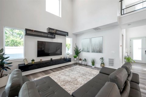 Casa en venta en Clearwater, Florida, 4 dormitorios, 233.93 m2 № 1614647 - foto 14