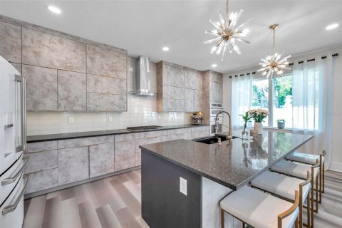 Casa en venta en Clearwater, Florida, 4 dormitorios, 233.93 m2 № 1614647 - foto 5