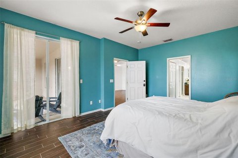 House in Clermont, Florida 4 bedrooms, 212.56 sq.m. № 1622703 - photo 17