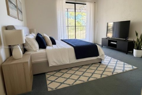 Condo in Delray Beach, Florida, 2 bedrooms  № 2049528 - photo 12