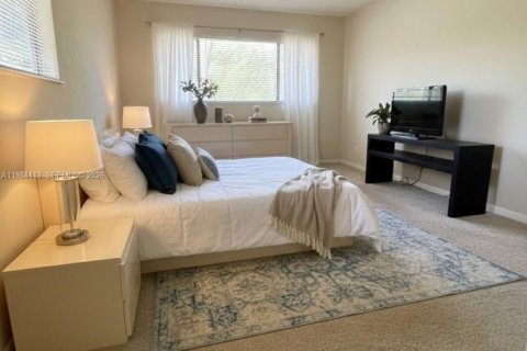 Condo in Delray Beach, Florida, 2 bedrooms  № 2049528 - photo 7