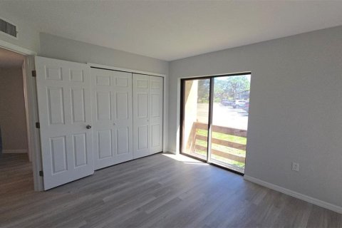 Condo in Englewood, Florida, 2 bedrooms  № 2195713 - photo 21