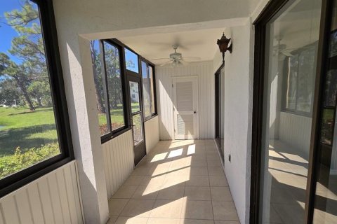 Condo in Englewood, Florida, 2 bedrooms  № 2195713 - photo 24