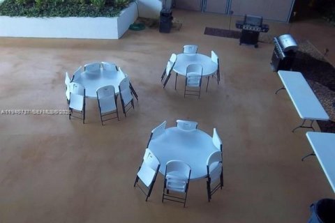 Condominio en venta en Lauderhill, Florida, 2 dormitorios, 98.48 m2 № 2002834 - foto 16