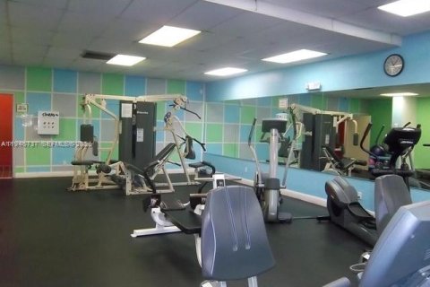 Condominio en venta en Lauderhill, Florida, 2 dormitorios, 98.48 m2 № 2002834 - foto 14