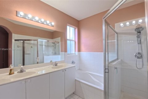 Townhouse in Miami, Florida 4 bedrooms, 192.68 sq.m. № 1944966 - photo 27