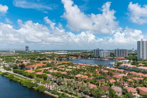 Condo in Aventura, Florida, 2 bedrooms  № 1706439 - photo 14