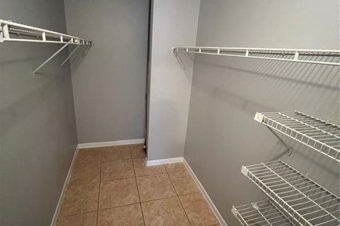 Condo in Orlando, Florida, 2 bedrooms  № 1601979 - photo 14