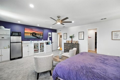 House in Palm Coast, Florida 5 bedrooms, 211.26 sq.m. № 1911507 - photo 8