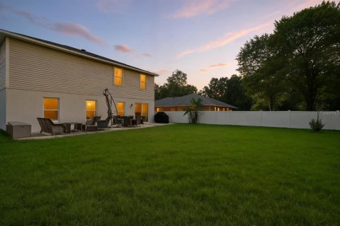 House in Palm Coast, Florida 5 bedrooms, 211.26 sq.m. № 1911507 - photo 29